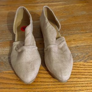 New qupid shoes size 6